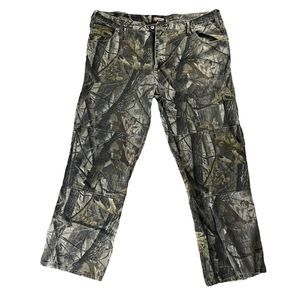 Outfitters Ridge Realtree Huntin Pants Men’s 44x32 100% Cotton. Pre Owned.